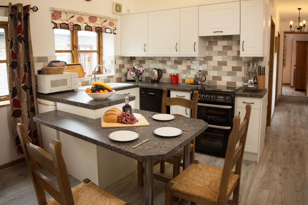 Croft Farm & Celtic Cottages Кардиган Екстериор снимка
