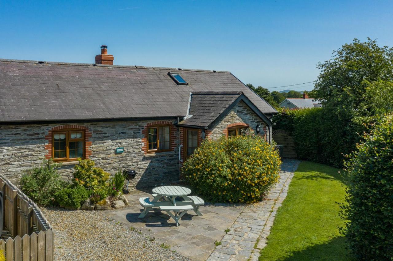 Croft Farm & Celtic Cottages Кардиган Екстериор снимка